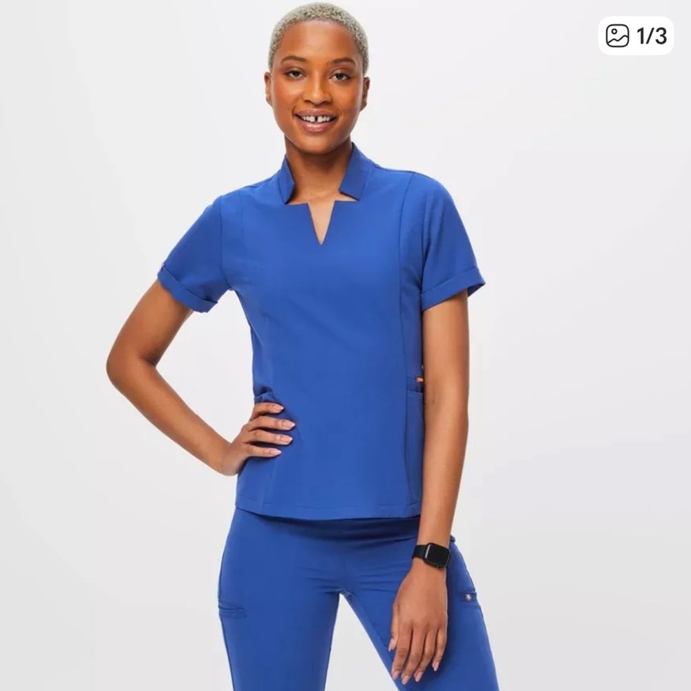 Figs scrub set. WINNING BLUE